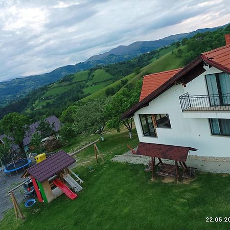 Casa Din Livada, Poiana Marului, Brasov Villa Exteriör bild