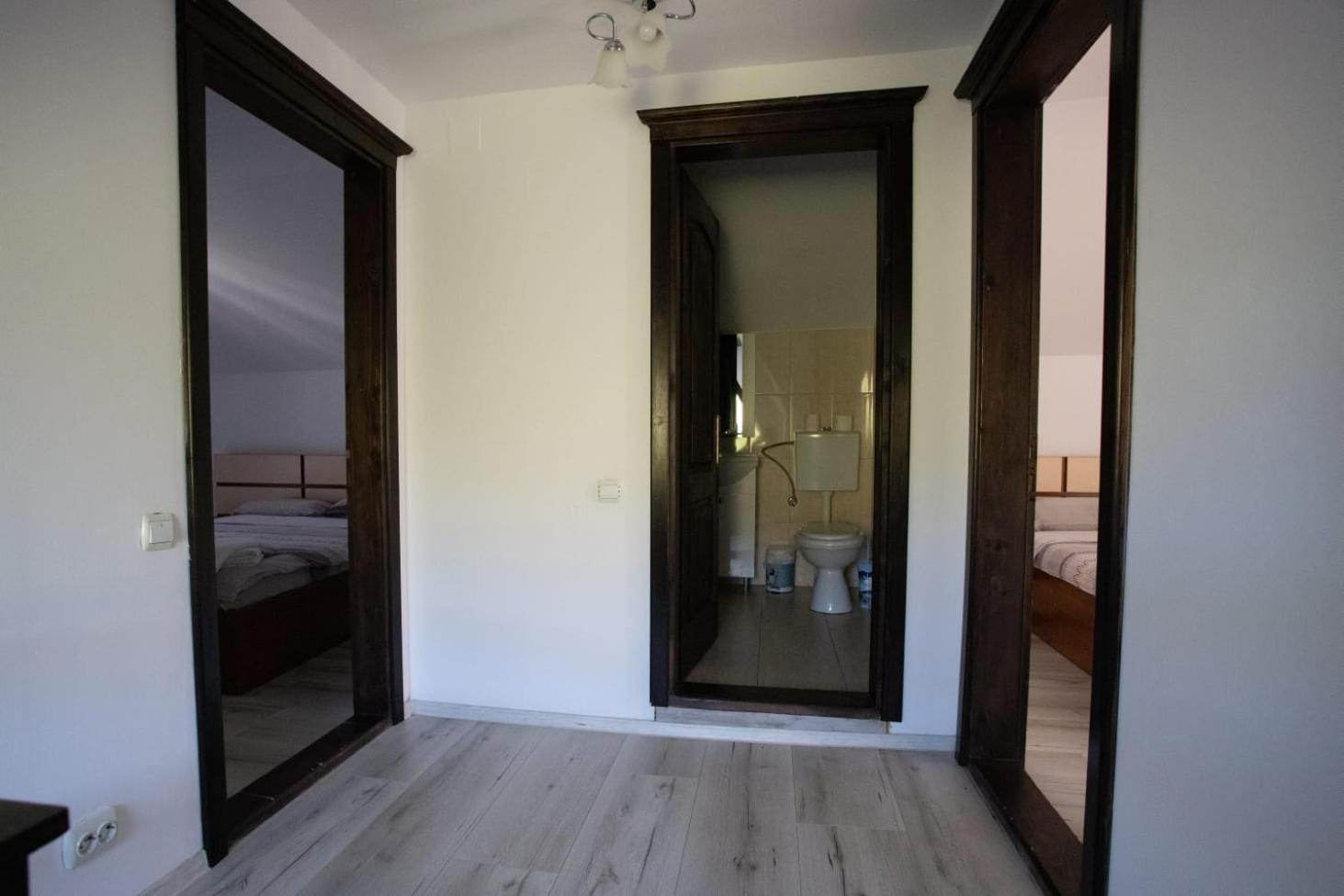 Casa Din Livada, Poiana Marului, Brasov Villa Exteriör bild